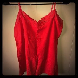 3 Lace Trimmed Camis